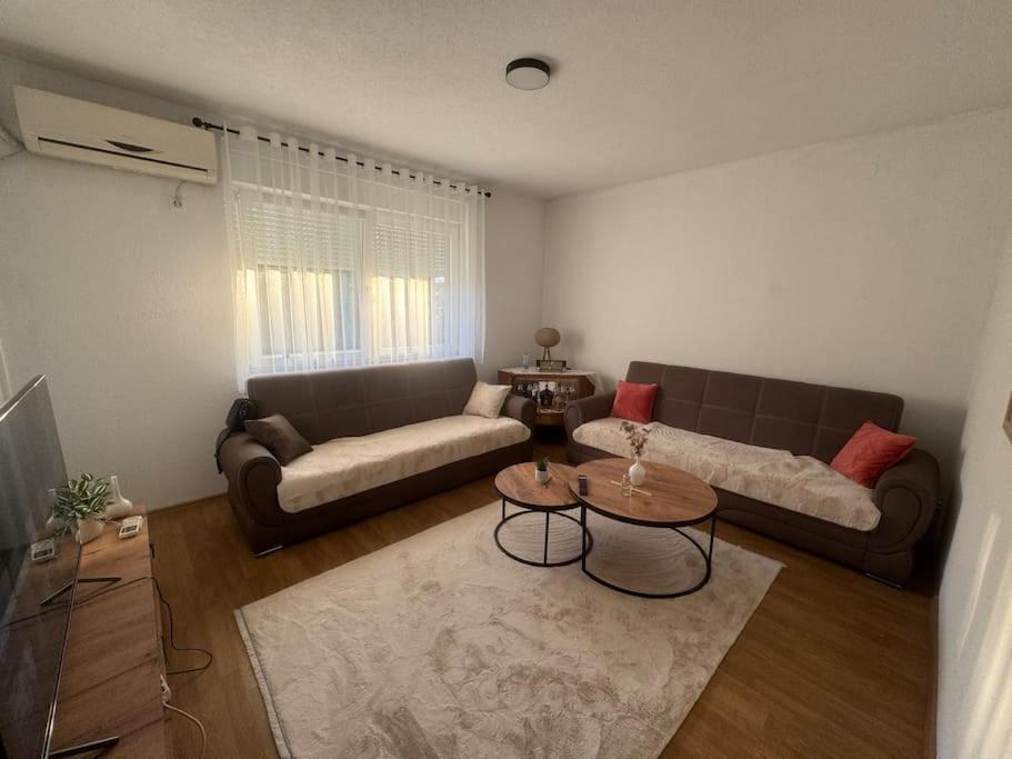 City Center Apartment Gjakova 外观 照片